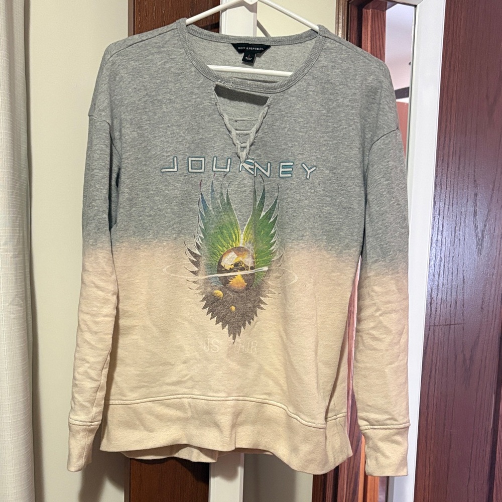 Rock & Republic Gray and Cream Graphic Sweater